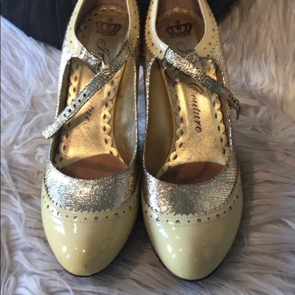 Juicy Couture 7 & 1/2 Heels W. Butter & Gold.